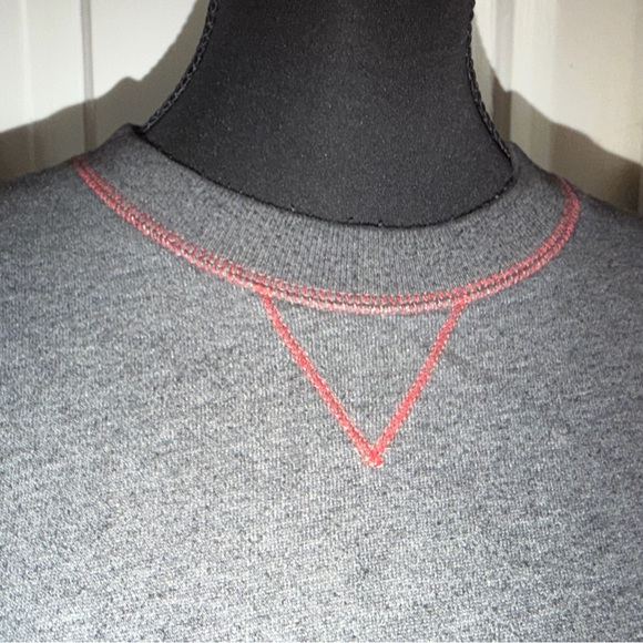 Arrow‎ Gray Crewneck Men's Sweater, size XL - Picture 2 of 7